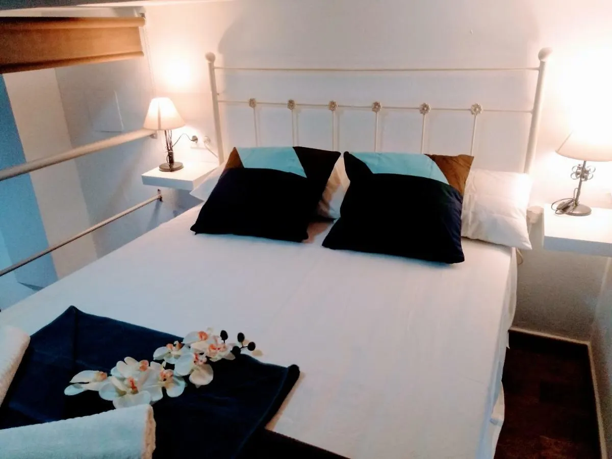 Apartment Wish Suite Barrio De Leon En Triana Seville