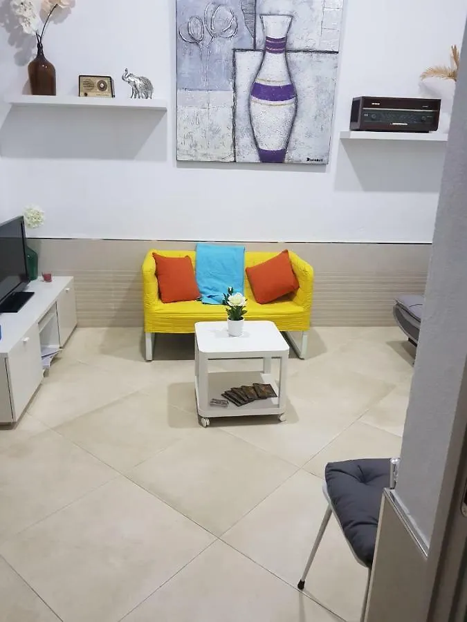 Apartment Wish Suite Barrio De Leon En Triana Seville